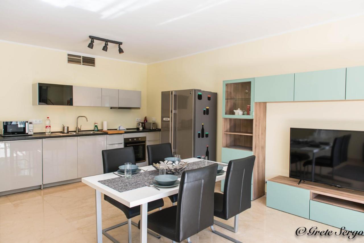 Life El Presidente Penthouse Pool View Leilighet Estepona Eksteriør bilde
