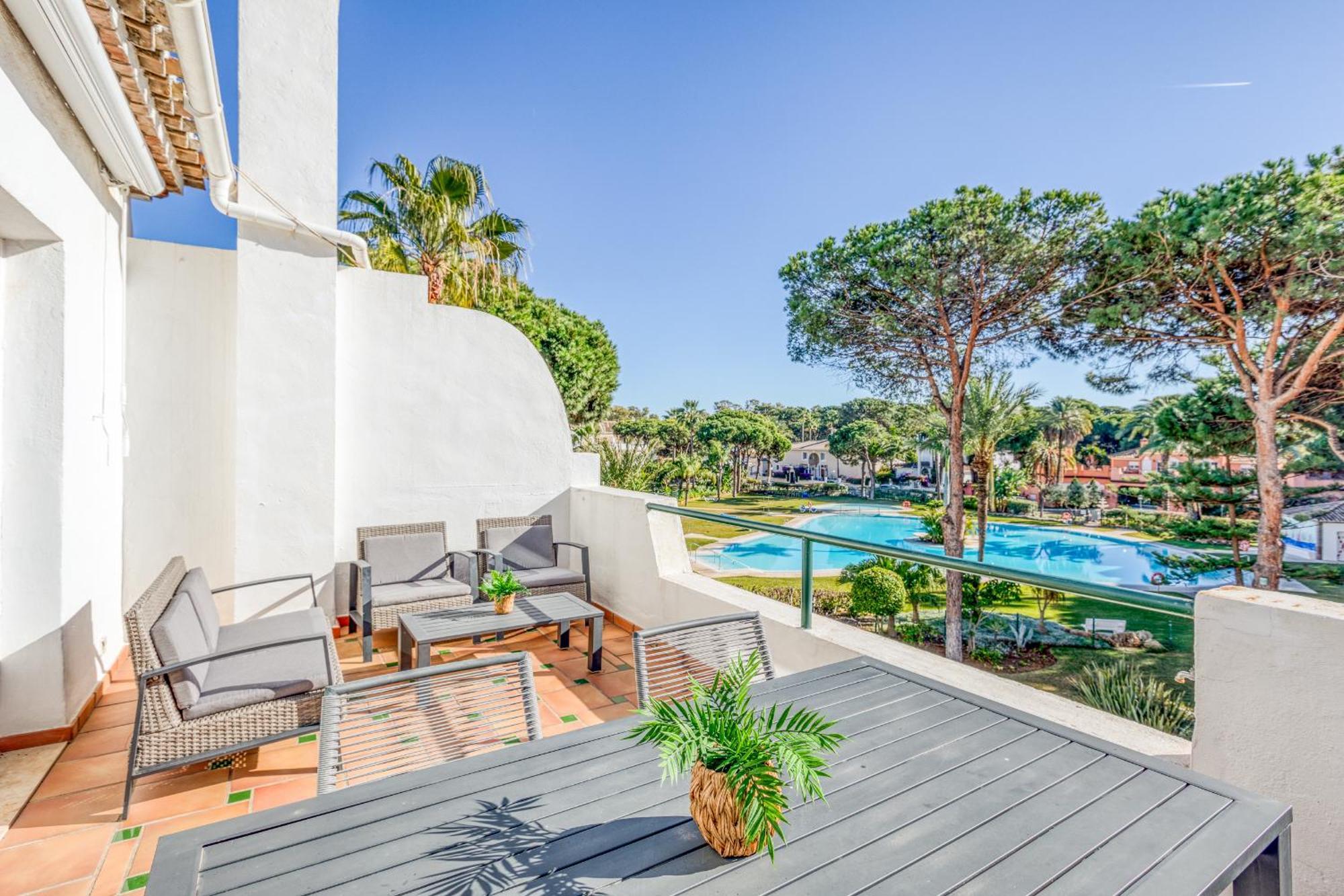 Life El Presidente Penthouse Pool View Leilighet Estepona Eksteriør bilde